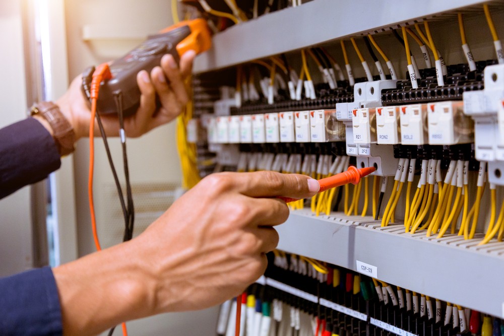 Tips for Hiring a Commercial Electrical Contractor