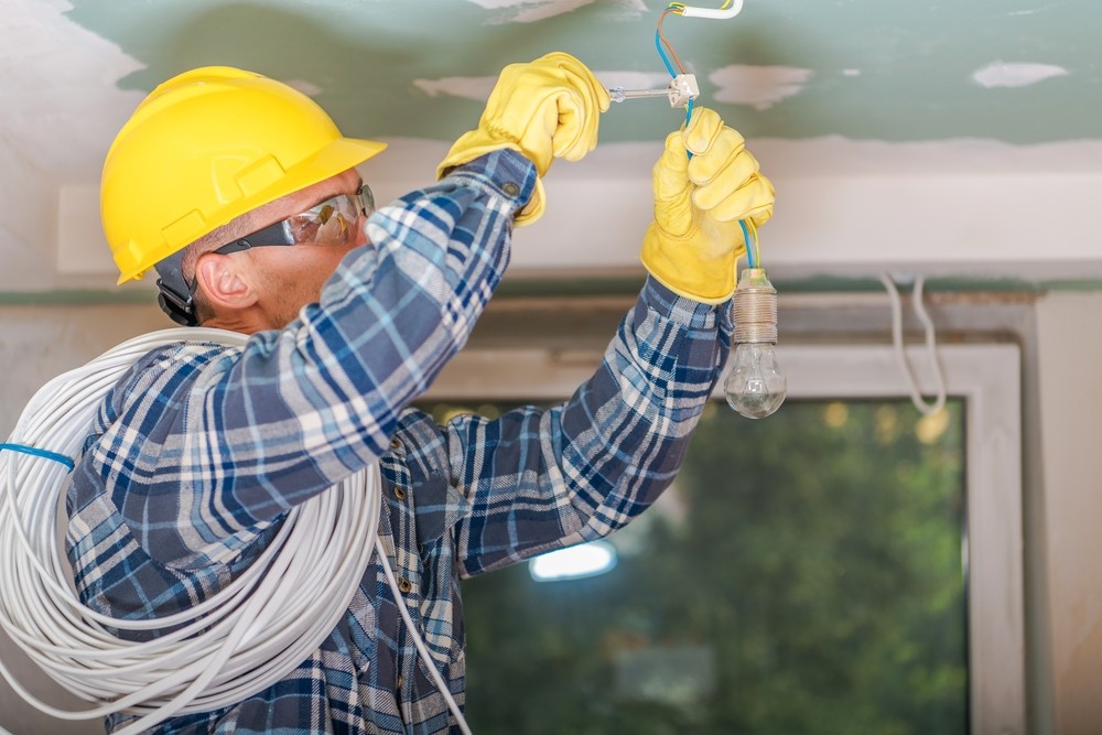 Tips on Hiring a Residential Electrical Contractor in Portland Oregon Metro Area